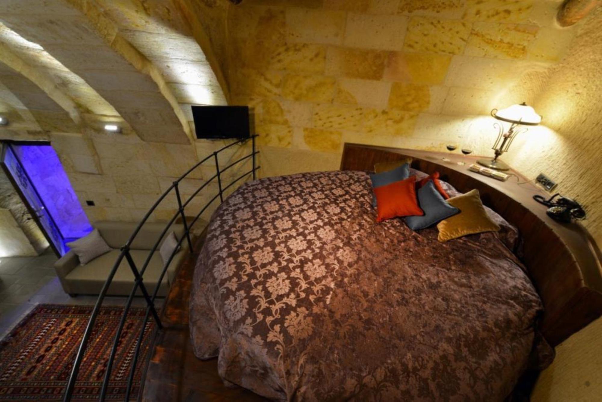 Sunak Cave Hotel أوروغوبْ المظهر الخارجي الصورة