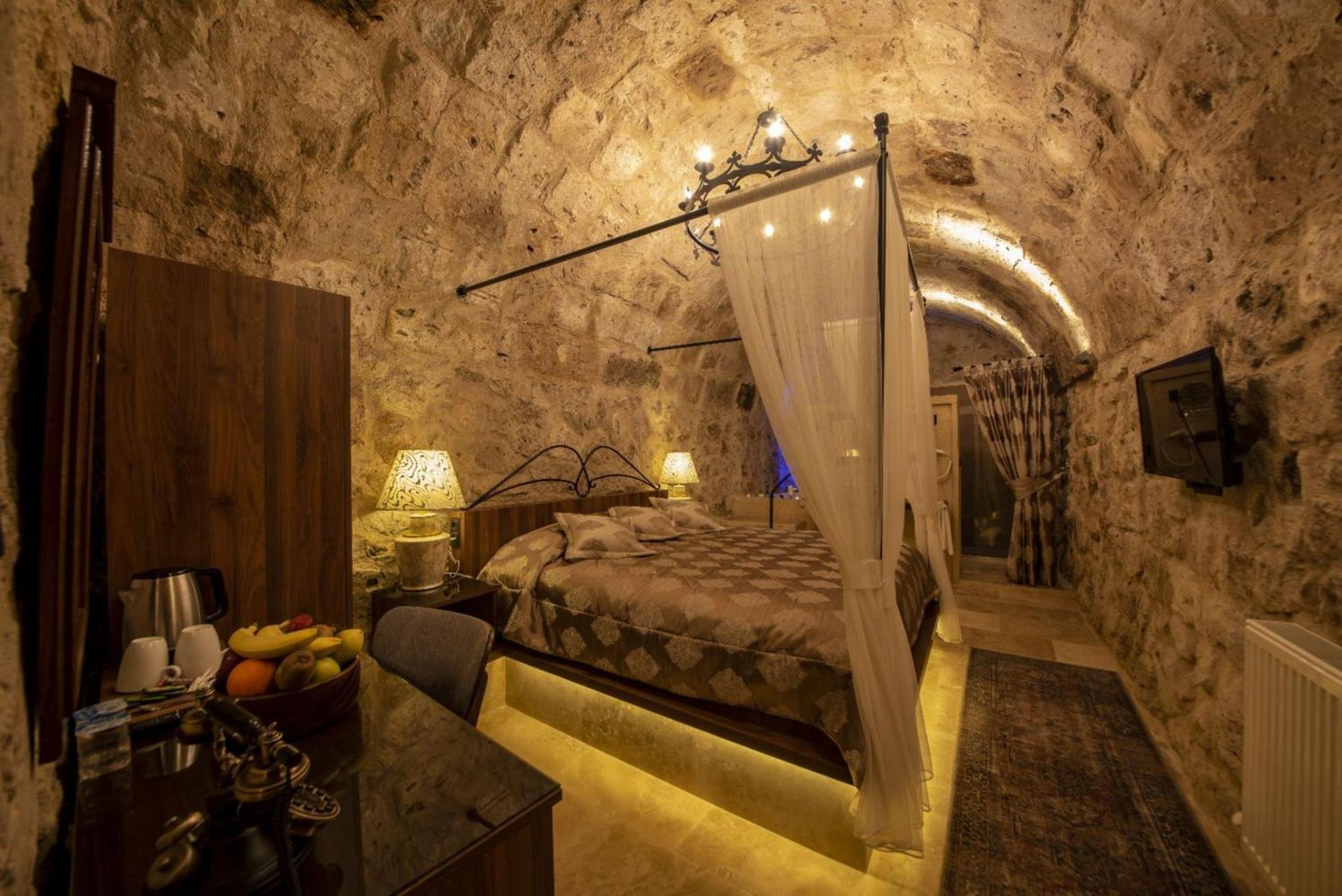 Sunak Cave Hotel أوروغوبْ المظهر الخارجي الصورة