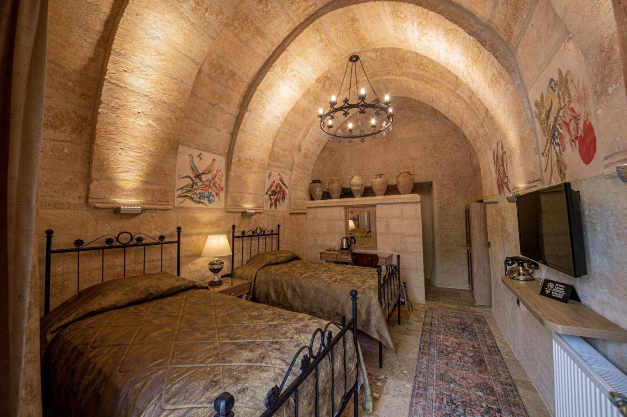 Sunak Cave Hotel أوروغوبْ المظهر الخارجي الصورة