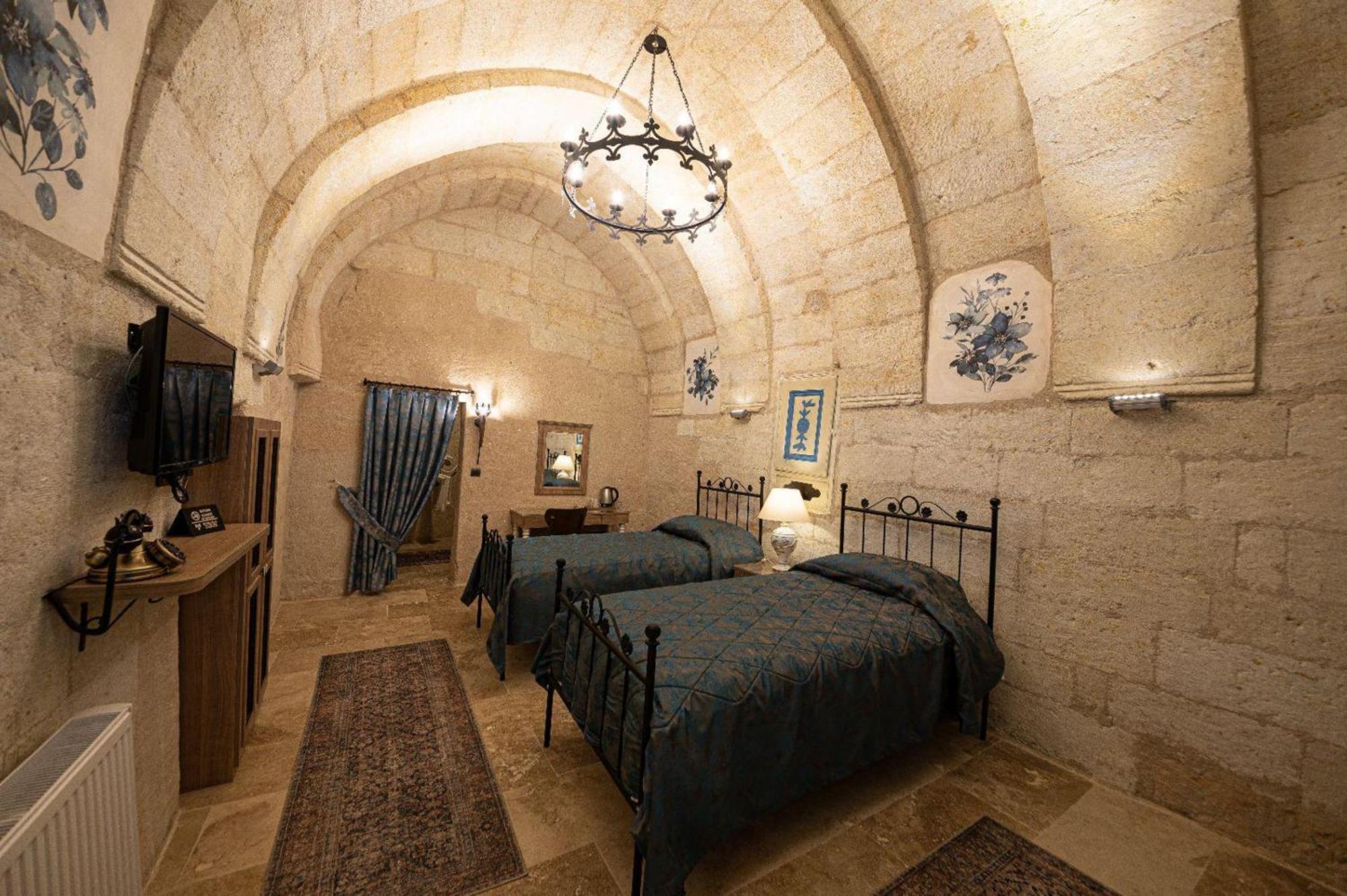 Sunak Cave Hotel أوروغوبْ المظهر الخارجي الصورة