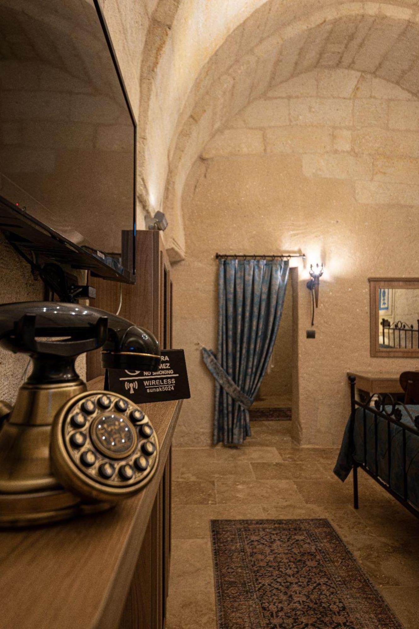 Sunak Cave Hotel أوروغوبْ المظهر الخارجي الصورة