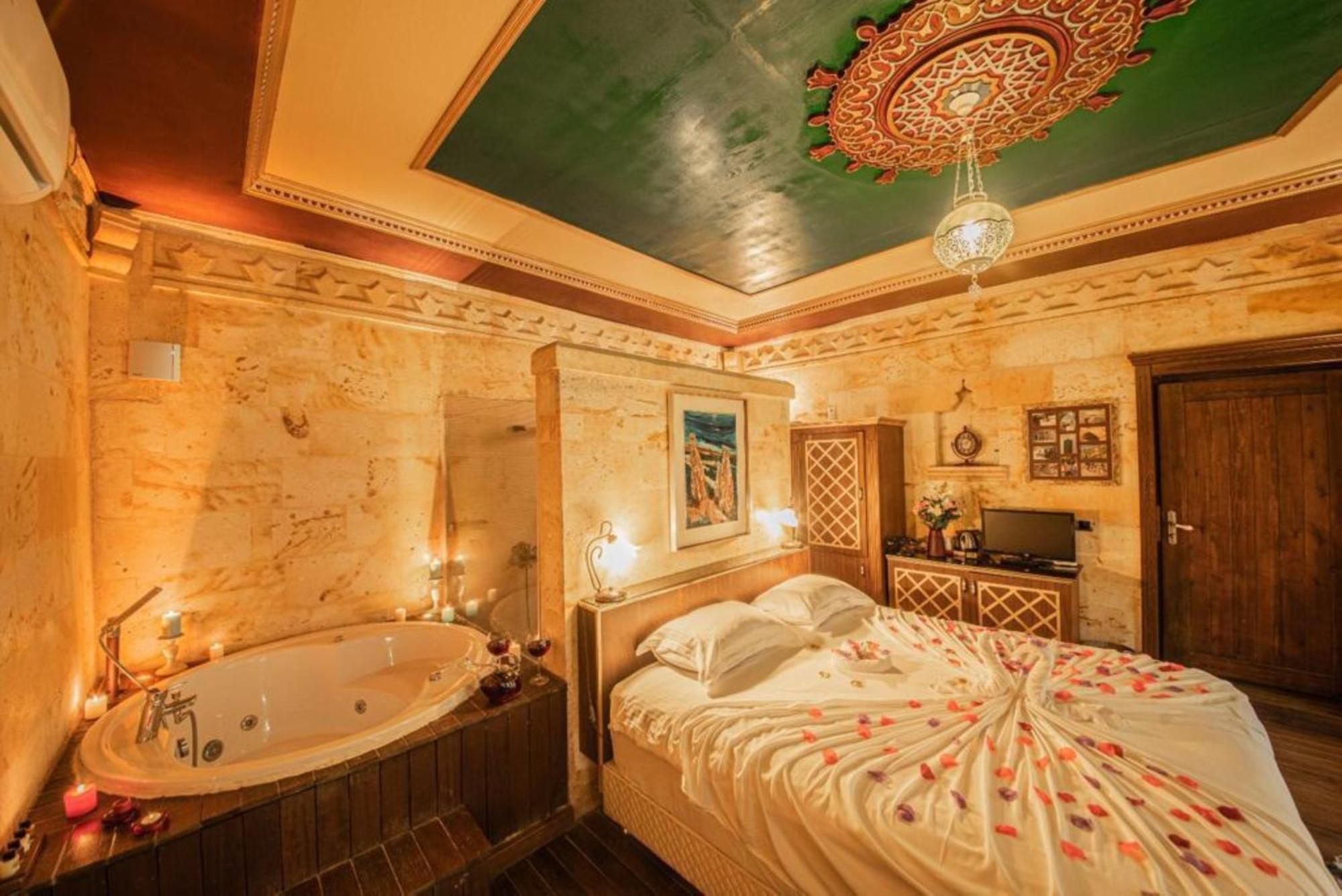 Sunak Cave Hotel أوروغوبْ المظهر الخارجي الصورة